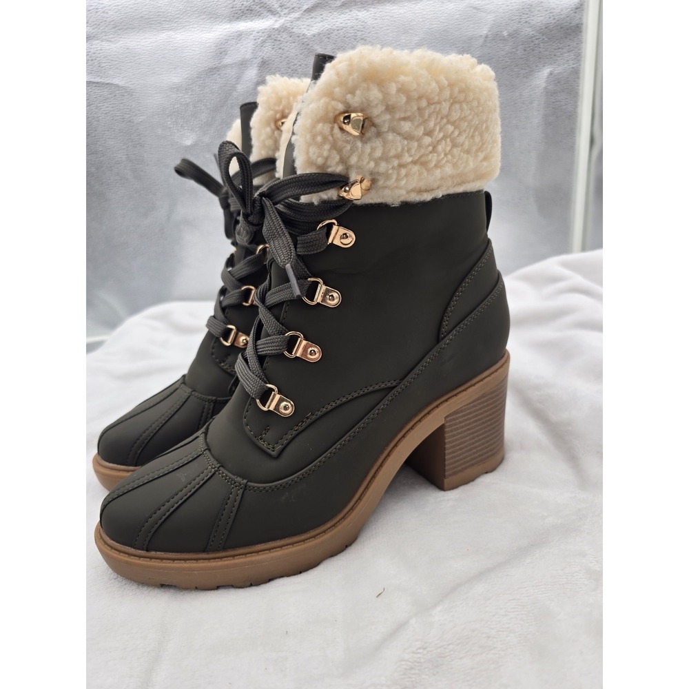 Just Fab Women's Elie Sherpa Amry Fatigue‎ GreenPull On Snow Boots, Size 7.5